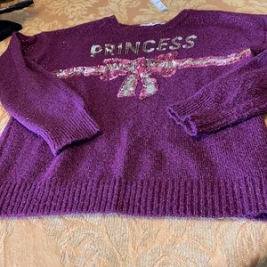 Used girls sweater size 7